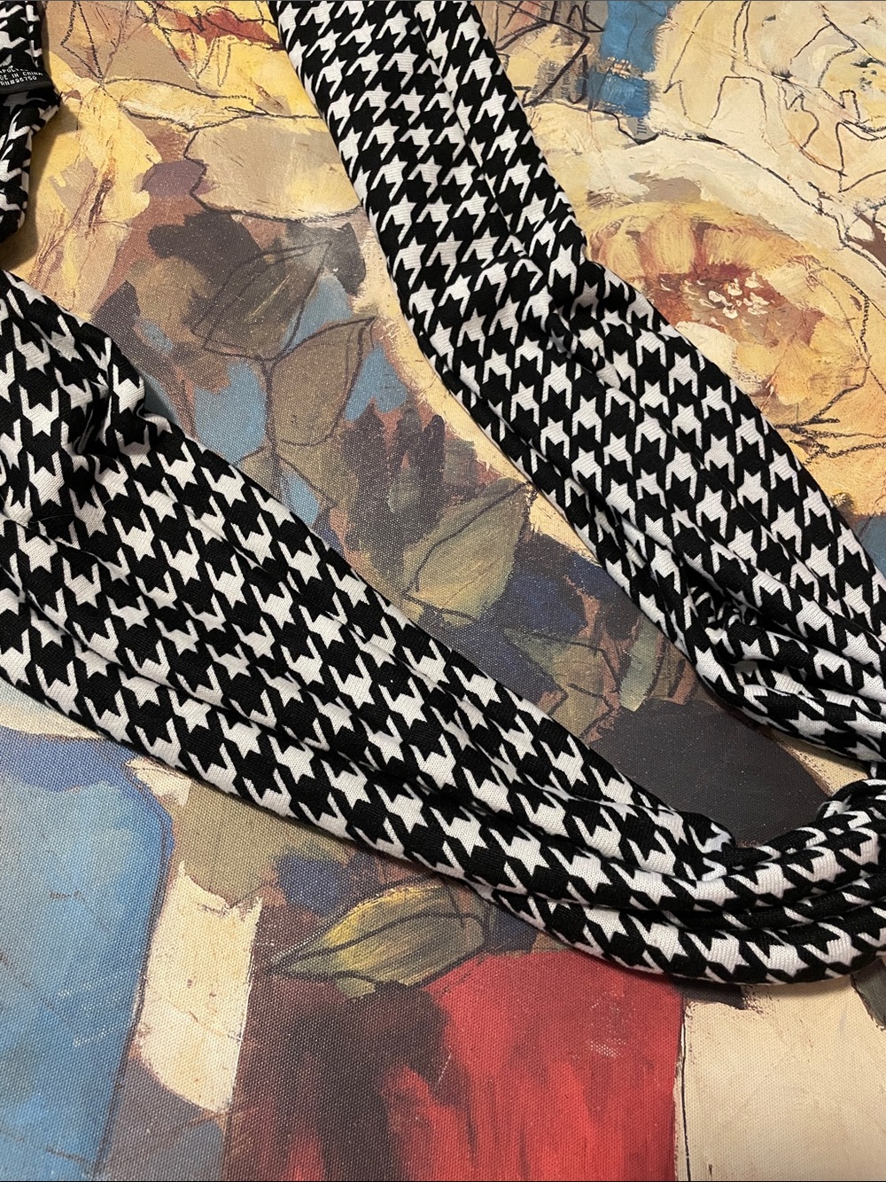 Houndstooth Infinity Scarf - Picture 2 of 3